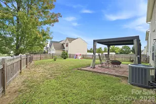 16342 Hayfield Rd, Charlotte, NC 28213 - Photo 36