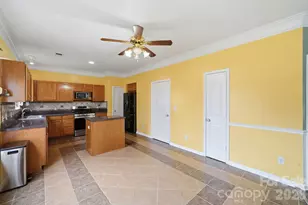 16342 Hayfield Rd, Charlotte, NC 28213 - Photo 6