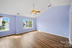 16342 Hayfield Rd, Charlotte, NC 28213 - Photo 14