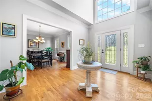 925 38th Ave NE, Hickory, NC 28601 - Photo 4