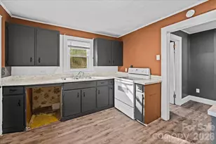 911 Carolina Ave, Albemarle, NC 28001 - Photo 12