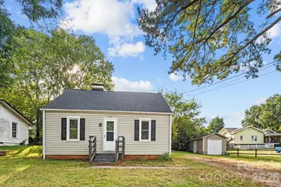 911 Carolina Avenue, Albemarle, NC 28001 - Photo 2