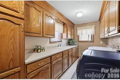 328 Davidson Court, Taylorsville, NC 28681 - Photo 12