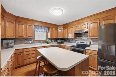 328 Davidson Court, Taylorsville, NC 28681 - Photo 10