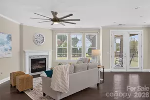 17511 Austins Creek Dr, Charlotte, NC 28278 - Photo 12