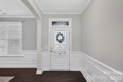 17511 Austins Creek Drive, Charlotte, NC 28278 - Photo 8