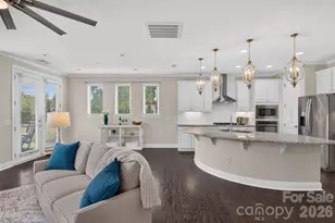 17511 Austins Creek Dr, Charlotte, NC 28278 - Photo 6