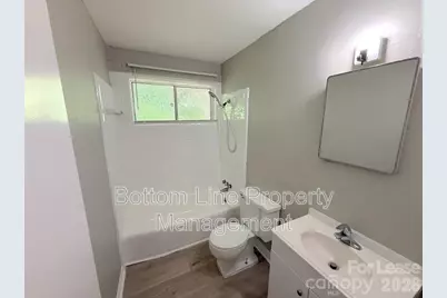 561 Blendwood Drive, Charlotte, NC 28215 - Photo 6