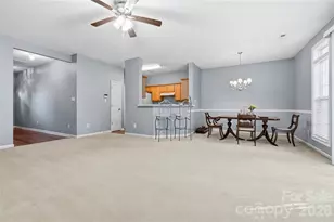 5426 Johnston Mill Ct, Charlotte, NC 28269 - Photo 10