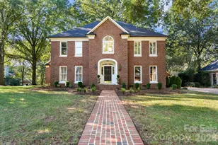 5050 Kimblewyck Ln, Charlotte, NC 28226 - Photo 2