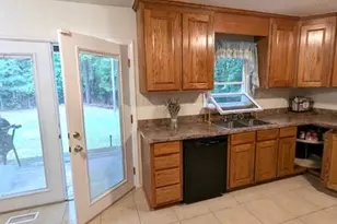 911 Freedom Mill None, Gastonia, NC 28052 - Photo 4