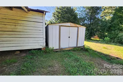 155 Hayes Avenue, Hudson, NC 28638 - Photo 22