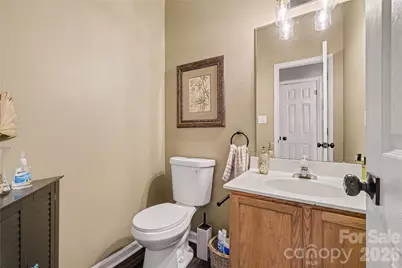 8030 Shiny Meadow Drive, Charlotte, NC 28215 - Photo 18
