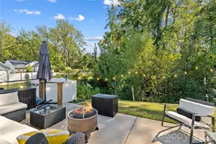 4208 Jones Crk Ln, Charlotte, NC 28215 - Photo 36
