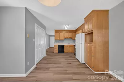 122 24th Street NW, Hickory, NC 28601 - Photo 14