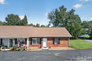 122 24th St NW, Hickory, NC 28601 - Photo 2