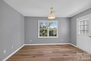 122 24th St NW, Hickory, NC 28601 - Photo 16