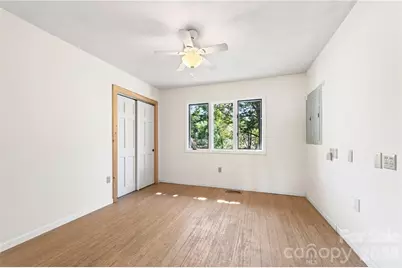 130 Center Avenue, Black Mountain, NC 28711 - Photo 26