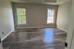 10904 Delsing Ct, Charlotte, NC 28214 - Photo 12