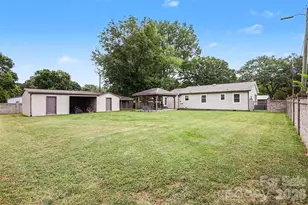 9202 Elgin Dr, Charlotte, NC 28214 - Photo 30
