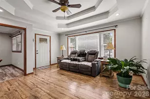 9202 Elgin Dr, Charlotte, NC 28214 - Photo 10