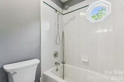 16516 Riverpointe Drive, Charlotte, NC 28278 - Photo 32