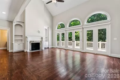 16516 Riverpointe Drive, Charlotte, NC 28278 - Photo 6