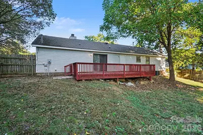 6411 Rocklake Drive, Charlotte, NC 28214 - Photo 14