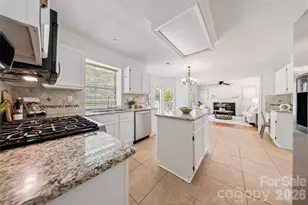 4138 Beauvista Dr, Charlotte, NC 28269 - Photo 8
