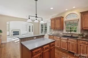 7705 Stonehaven Dr, Waxhaw, NC 28173 - Photo 16