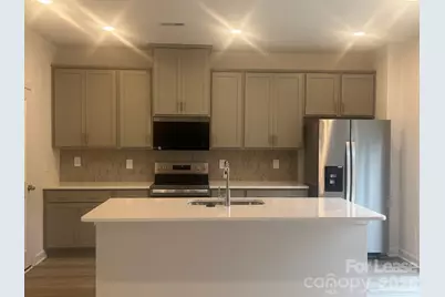 1241 30th Street Lane NE, Conover, NC 28613 - Photo 2