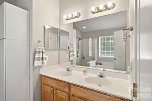 6730 Reedy Creek Rd, Charlotte, NC 28215 - Photo 24