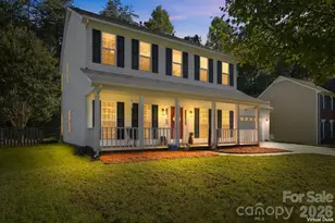 6730 Reedy Creek Rd, Charlotte, NC 28215 - Photo 1