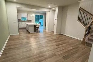 12237 Gambrell Dr, Charlotte, NC 28278 - Photo 8