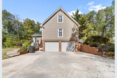 5020 Mandy Lane, Mount Holly, NC 28120 - Photo 4