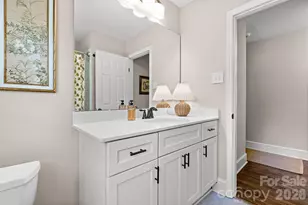 5109 Wedgewood Dr, Charlotte, NC 28210 - Photo 22