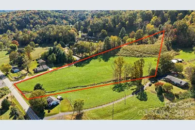 000 Beaverdam Road, Canton, NC 28716 - Photo 10