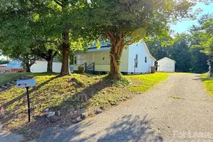 216 Lineberger St, Shelby, NC 28150 - Photo 2
