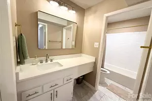 4918 Sardis Road E, Charlotte, NC 28270 - Photo 18