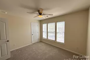9102 Redmond Trace Rd, Charlotte, NC 28277 - Photo 16