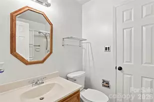 4206 Foxmoor Dr, Charlotte, NC 28226 - Photo 38