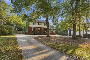 4206 Foxmoor Dr, Charlotte, NC 28226 - Photo 4