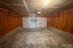 11344 Pointer Ridge Dr, Charlotte, NC 28214 - Photo 22