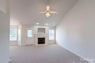 11344 Pointer Ridge Dr, Charlotte, NC 28214 - Photo 6