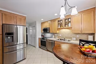 500 N Poplar St, Charlotte, NC 28202 - Photo 12