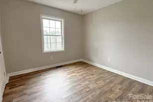 409 Skyline Dr, Salisbury, NC 28146 - Photo 10