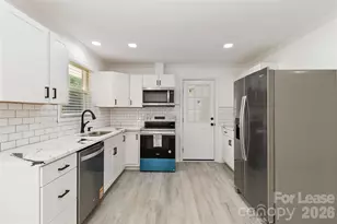 1022 Delmar Ln, Charlotte, NC 28217 - Photo 10