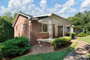 16 Ben Lippen Rd, Asheville, NC 28806 - Photo 2