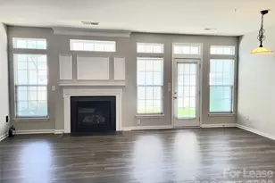 19245 Lake Norman Cove Dr, Cornelius, NC 28031 - Photo 2