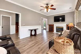 1320 Gretna Green Dr, Charlotte, NC 28217 - Photo 8